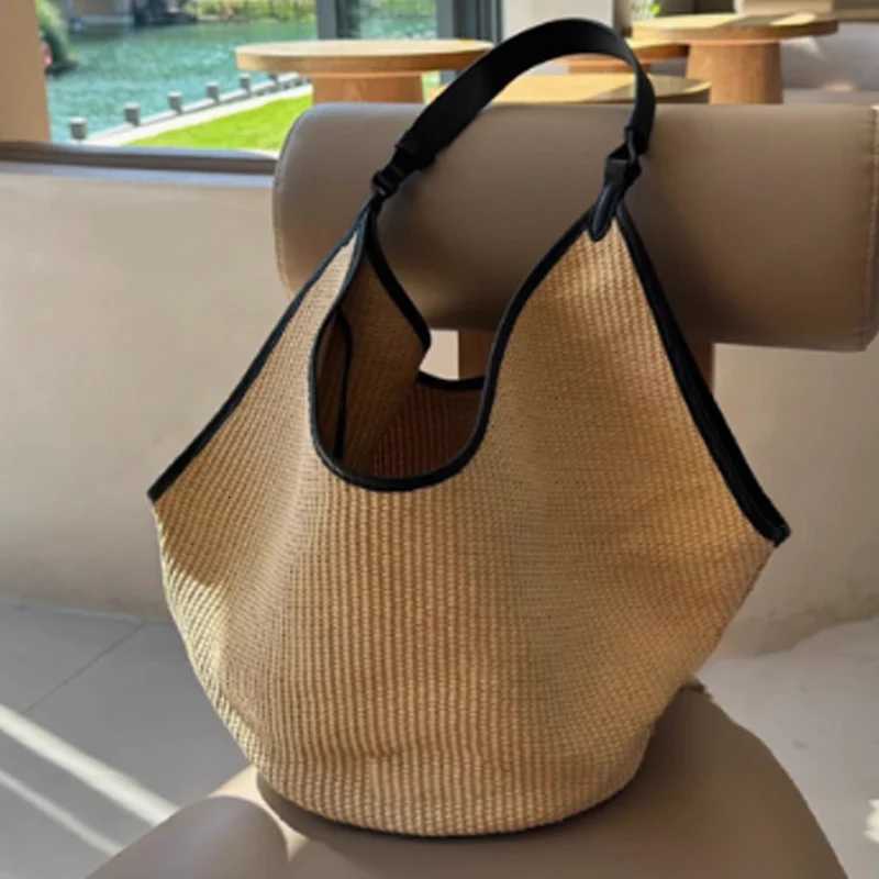 Evening Bags Summer Beach Handbag Fashion Shoulder Straw Woven Tote Bag 2026 New Large Capacity Underarm Bag Travel Woven Bag H261016