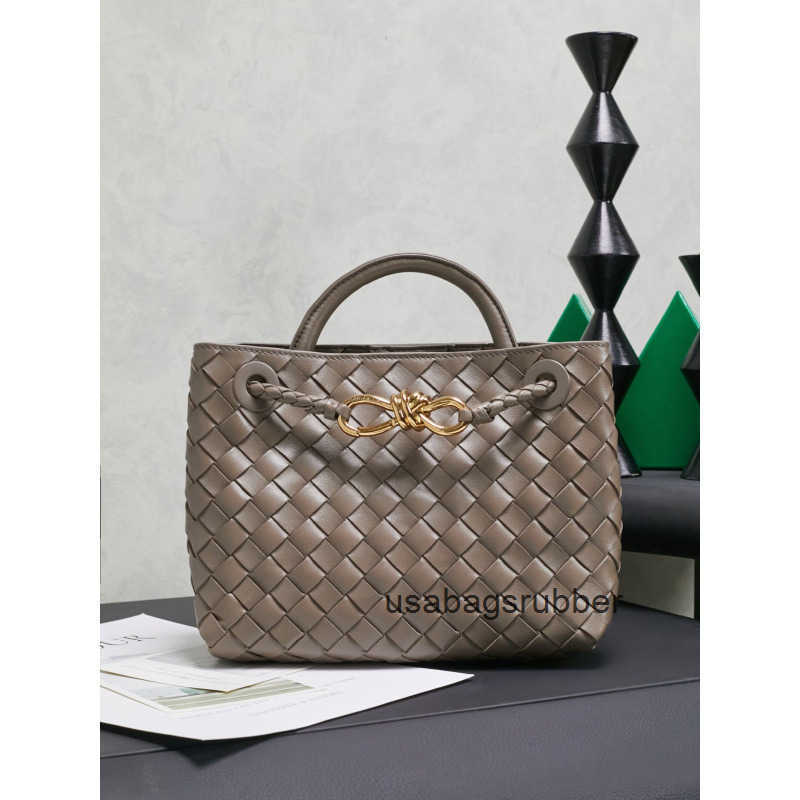 Luxe Designer Style Leather Handbag High end Woven Bag Fashion Sheepskin Tote Bag Large Capacity Single Shoulder Crossbody Bag for Women