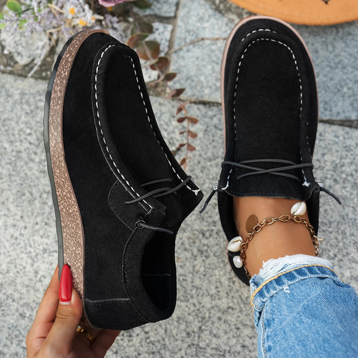Spring and Autumn Fashion Retro Low Top Women's Flat Top Single Shoes Ethnic Style Colorful Graffiti Canvas Women's Shoes 261017