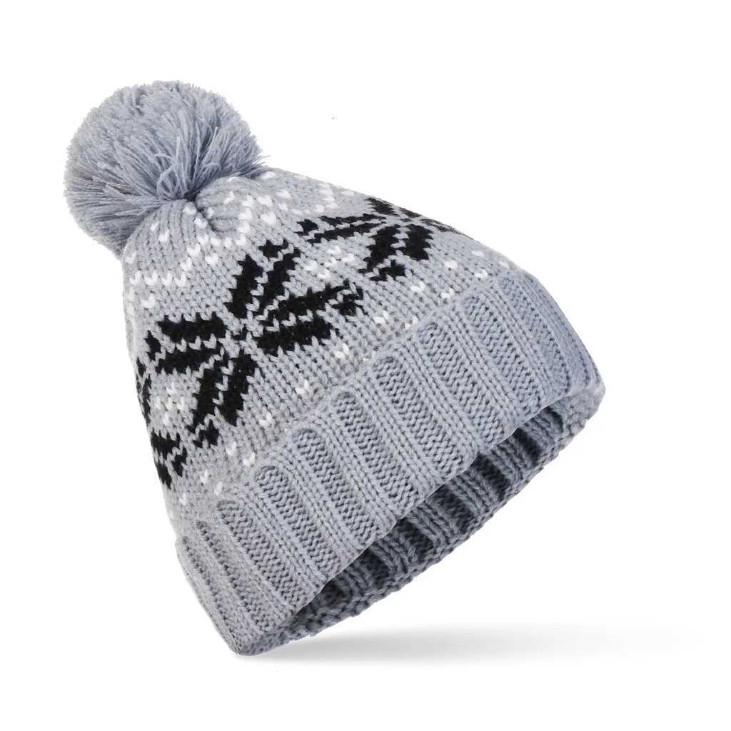Beanie/Skull Caps New big snowflake Christmas woolen hat for women Korean style autumn and winter versatile warm pullover knitted hat trendy Q261017