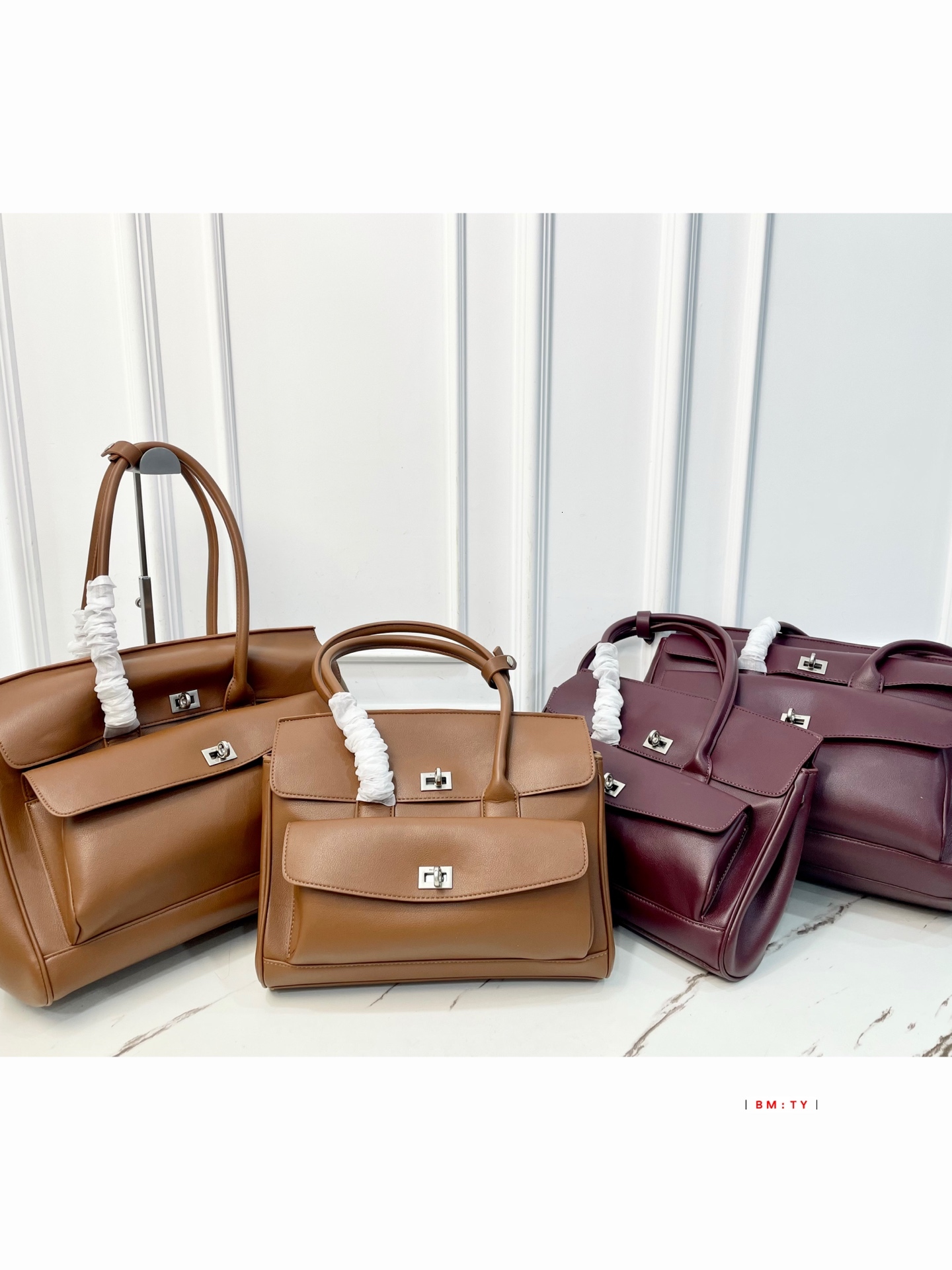Designer Womens Retro Flap Tote Handbag Faux Leather Twist Lock Large Capacity Top Handle Shoulder Purse