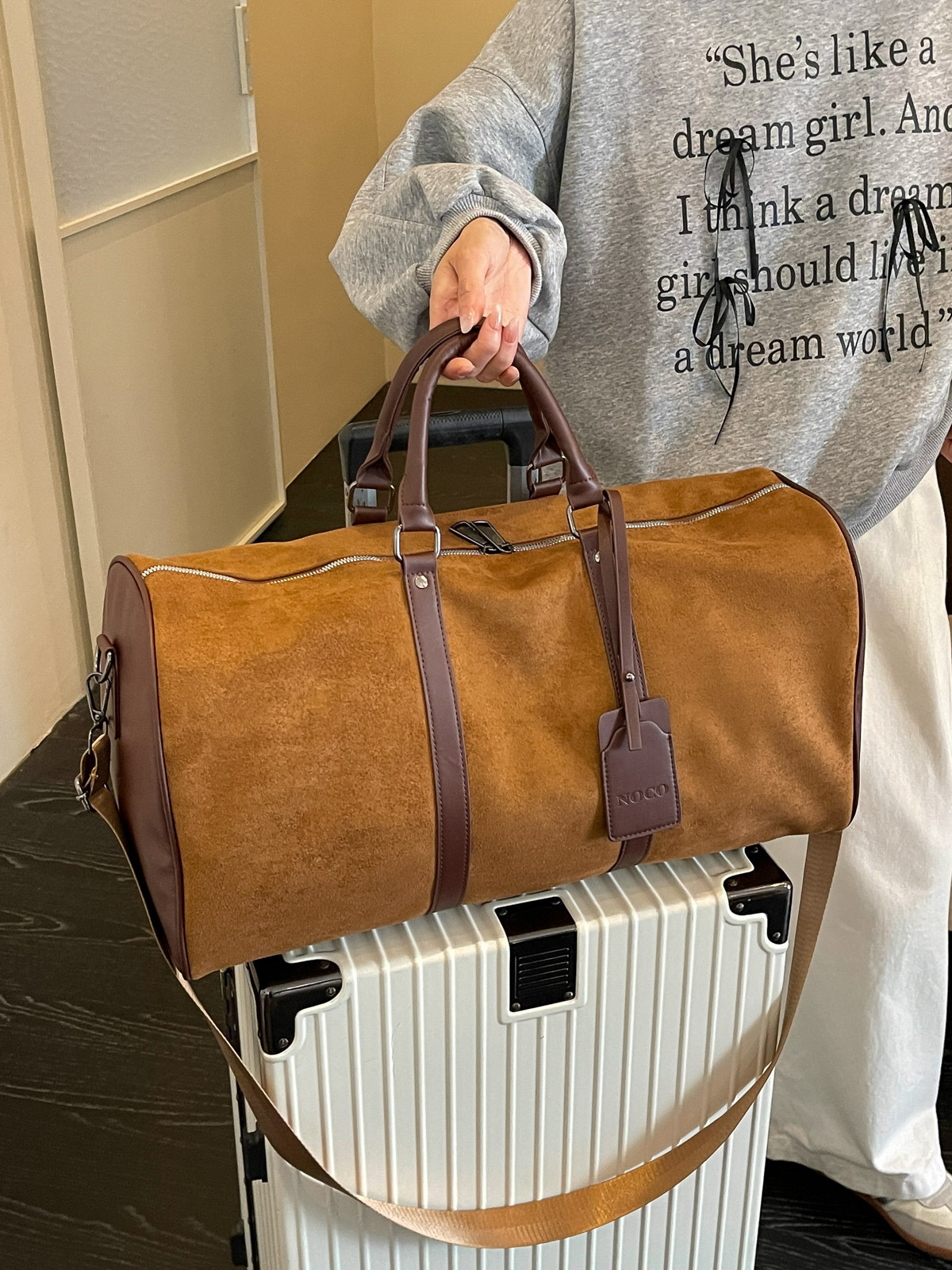Shirui Suede Travel Women's Large Capacity Short-Distance Business Trip Luggage Lightweight Portable Sports And Fitness Bag