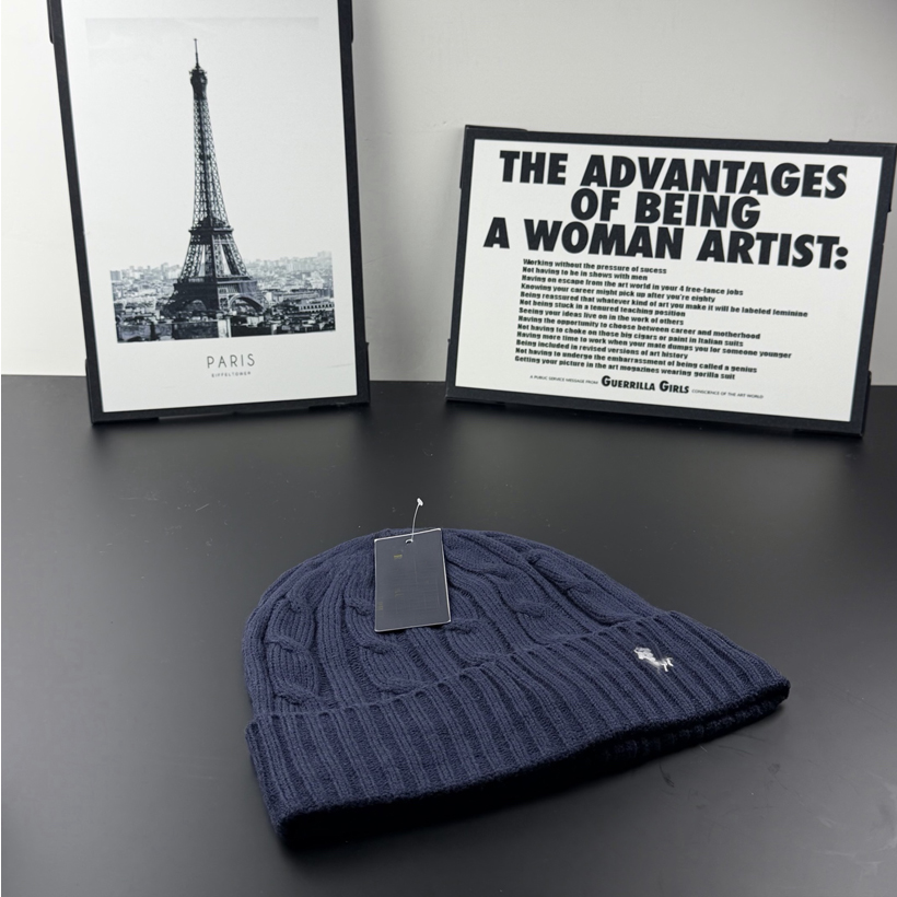 Stylish Plus Size Men's Wintertime Bonnets Warmth-Focused Fuzzy Caps with Fringes