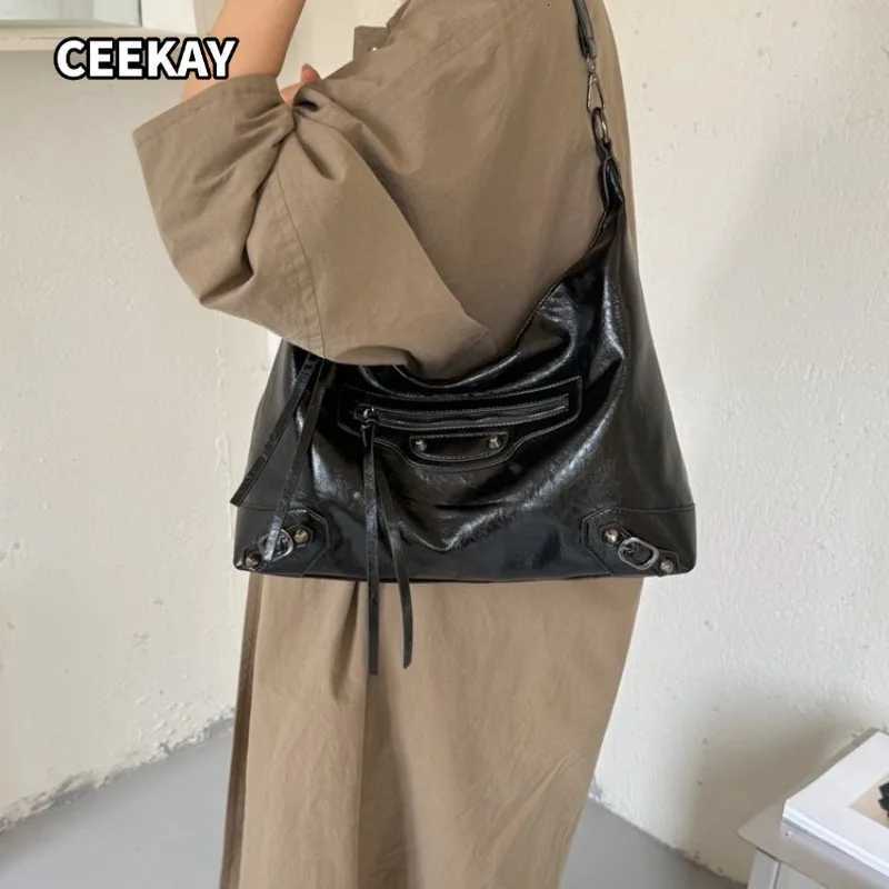 Evening Bags CEEKAY Women's Hobo Bag Black Glossy PU Leather Large Shoulder Handbag Zipper Detail Daily Commute Casual Minimalist H261016