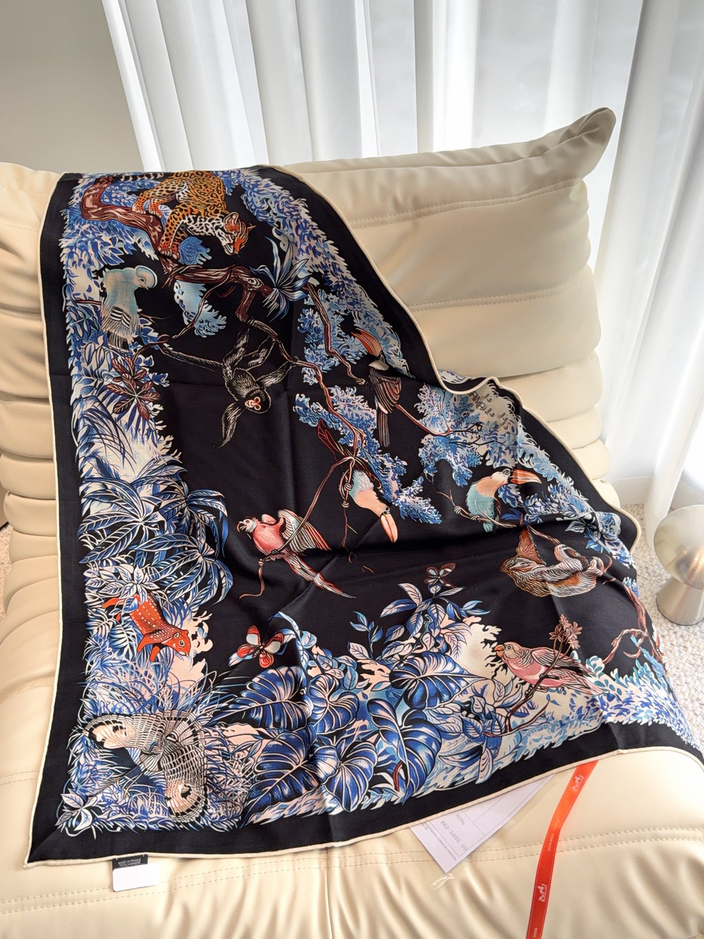 H designer silk cashmere Triangle scarf, high-end color matching, double-sided printed, hand-rolled edge large shawl, velvet triangle scarf gift