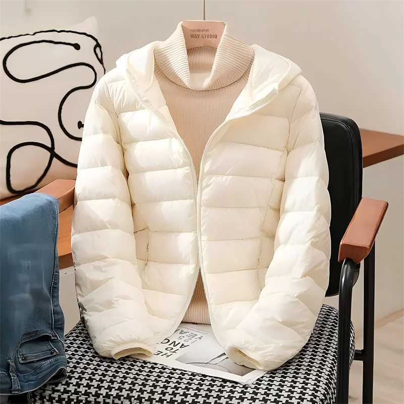Women's Down Parkas 2024 New Arrivals Women Hooded Ultra Lightweight Packable Puffer Jackets Autumn Winter White Duck Down Female Korean Slim C