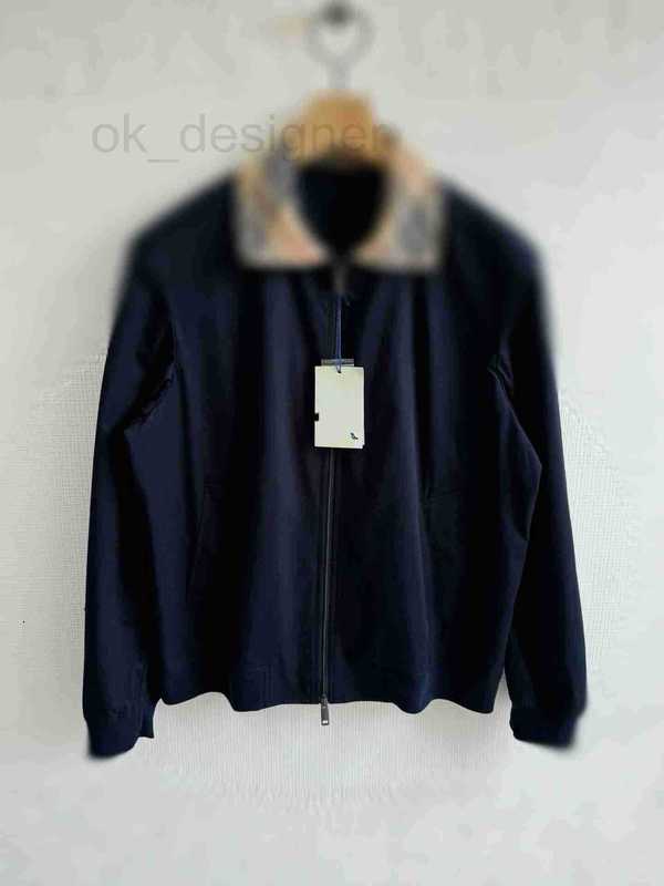 Men's Jackets Designer 26 Spring and Autumn New Collection: Men's Casual Jacket with a Contrasting Plaid Collar ZZ7Q