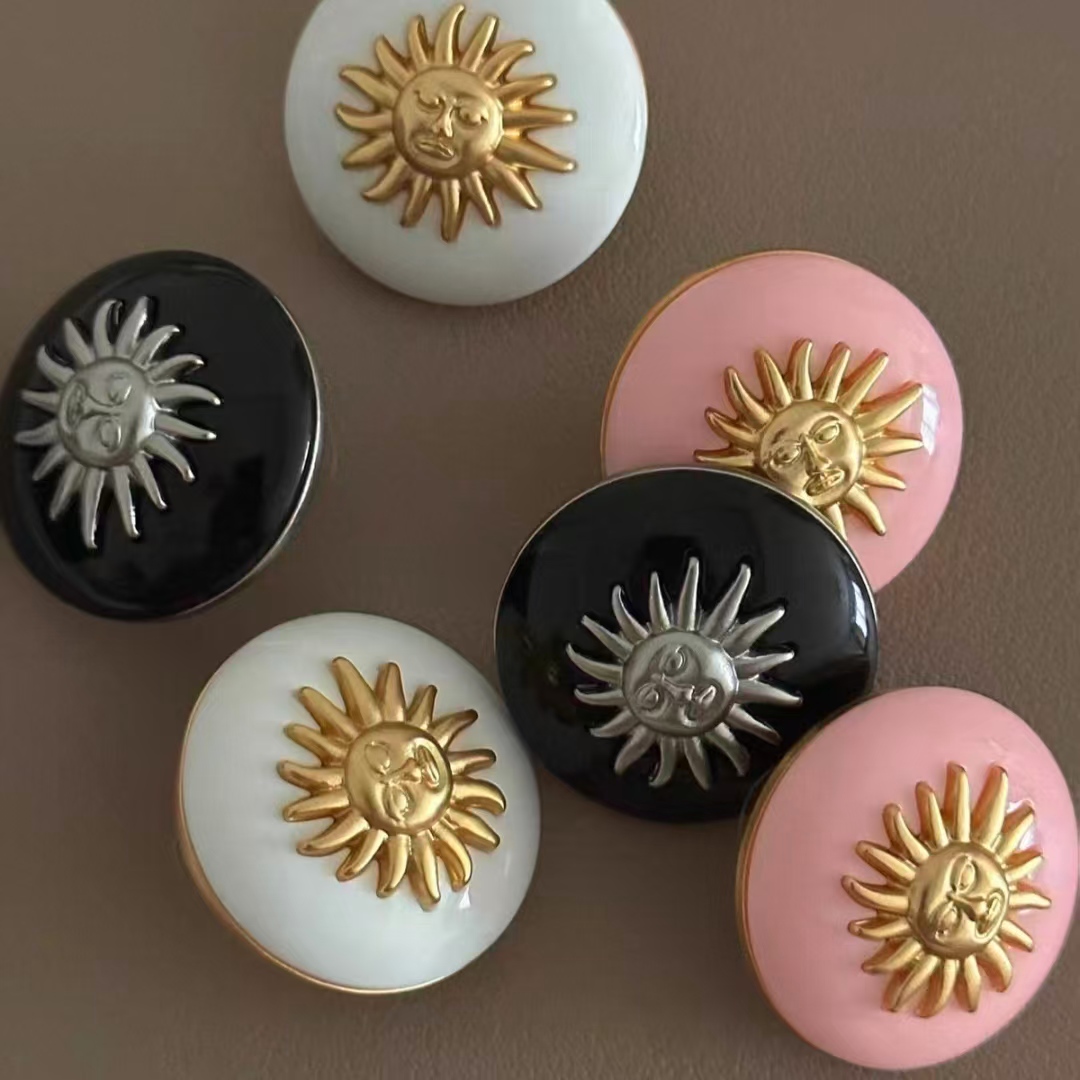 New Fashion Design Women Luxury Earrings High Quality Yellow White Gold Plated Sun Earrings Studs for Girls Women for Party Wedding Nice Jewelry Gif