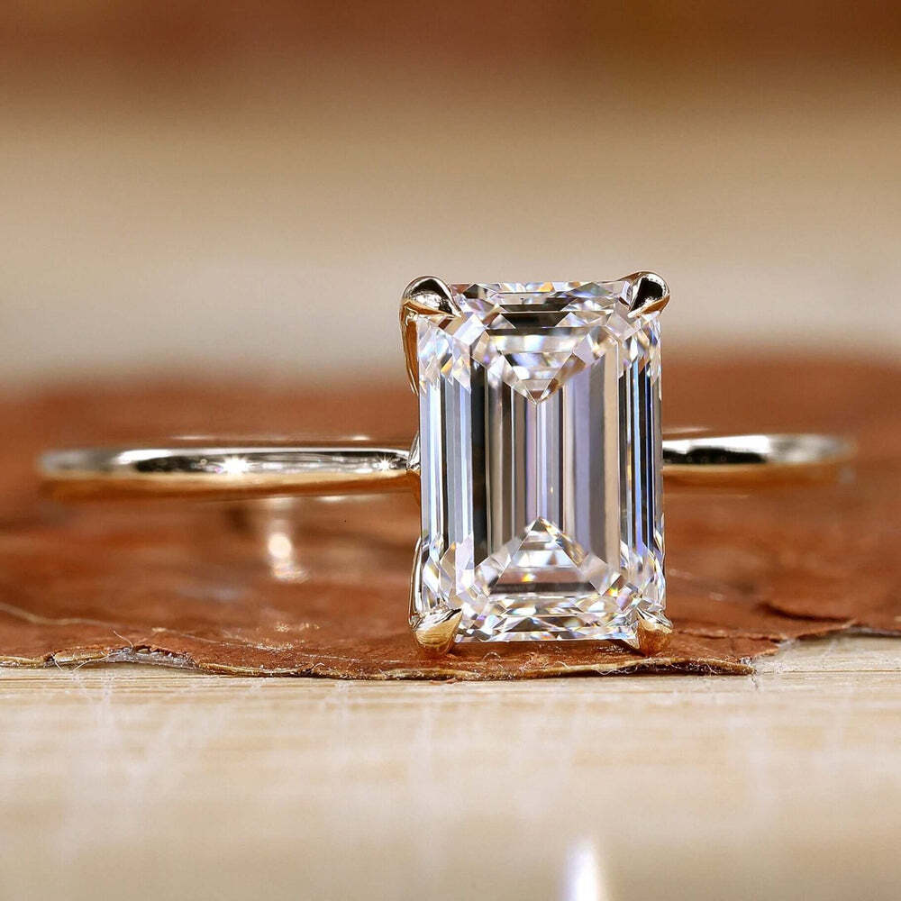 Custom High Quality 10k 14k 18k Solid Real Gold Vvs Moissanite Diamond Solitaire Prong Setting Certified Wedding Engagement Ring