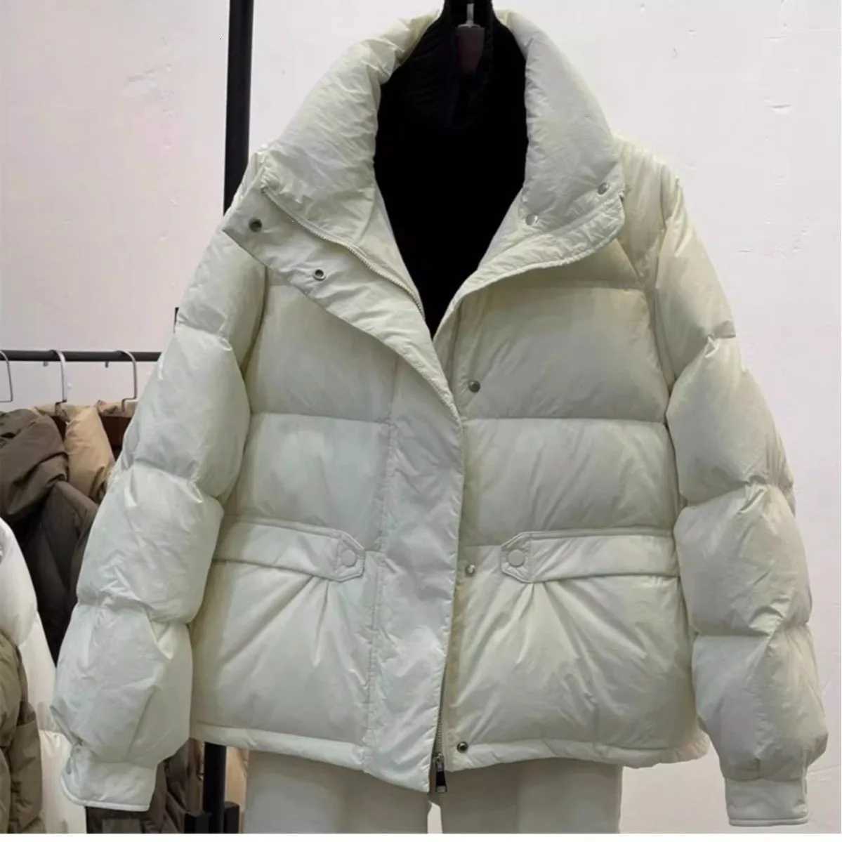 Women's Down Parkas Women's Loose Fit Thickened Cotton Jacket Winter Outerwear 2026 Short Style Korean Fashion Warm Large Size Commute Pol