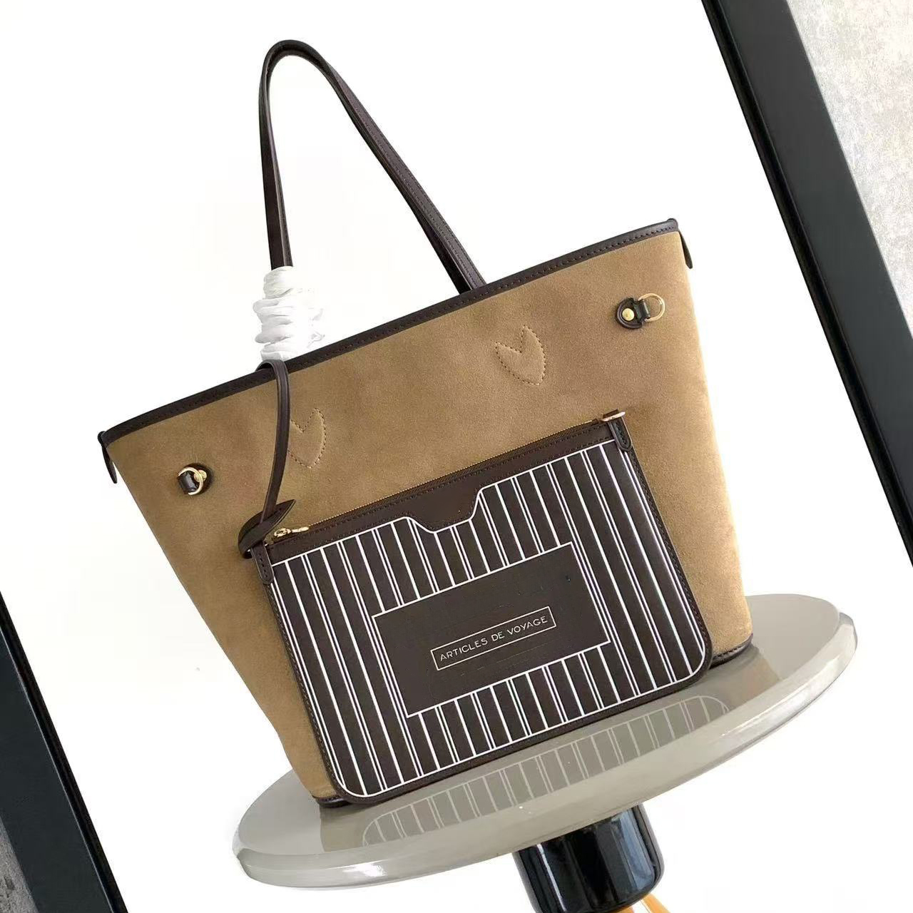 winter Designer Pochette Mia Bag All In One Bag Suede Leather Hobo Bag Luxury Bag Totes Handbag Shoulder Bags Crossbody Bag TOP Mirror Quality Pouch