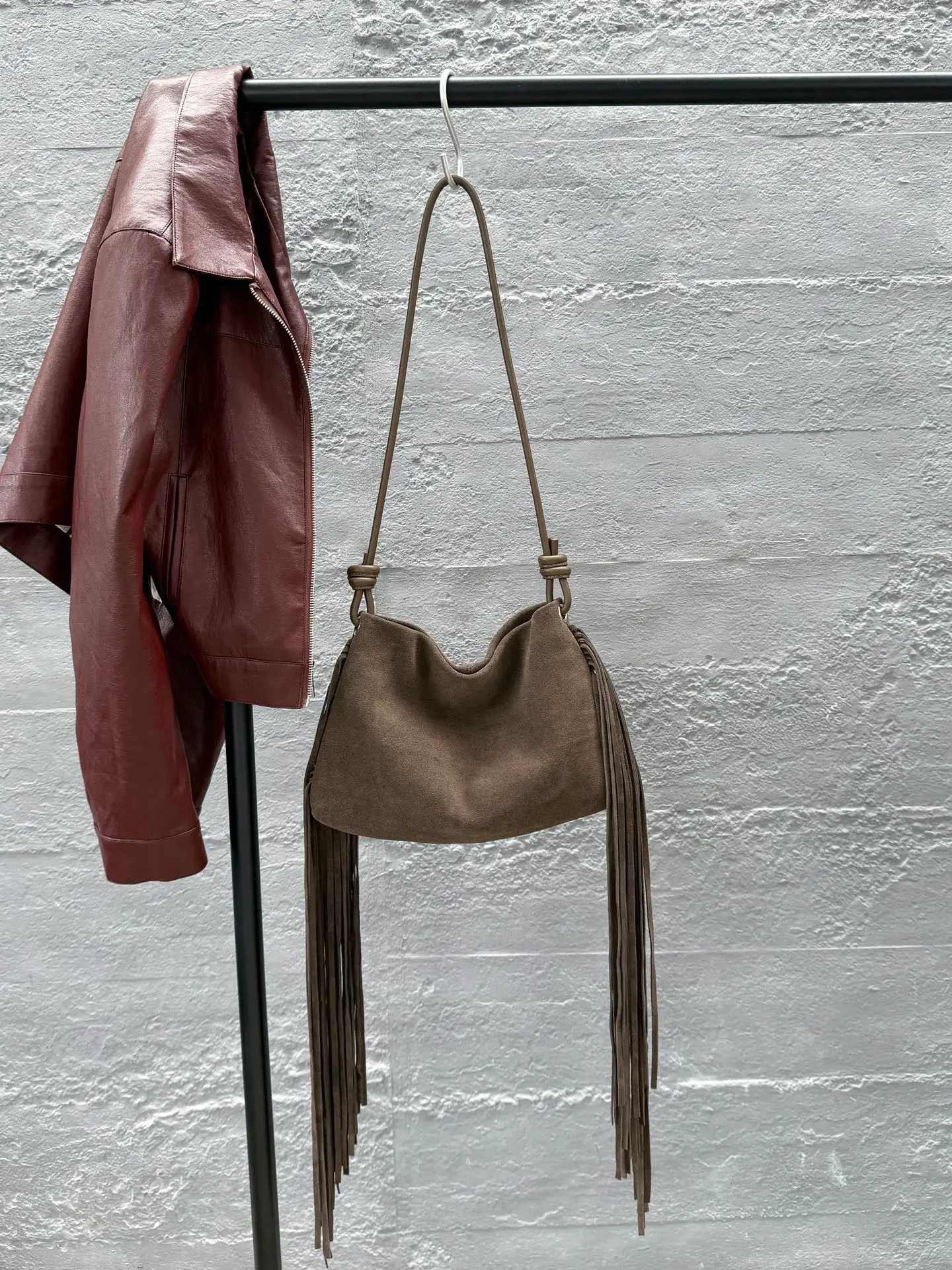 Evening Bags Genuine Grade Fashion Women's Matte Suede Shoulder Crossbody Bag Designer Leather Personalized Fringe Bag Cowhide H261016
