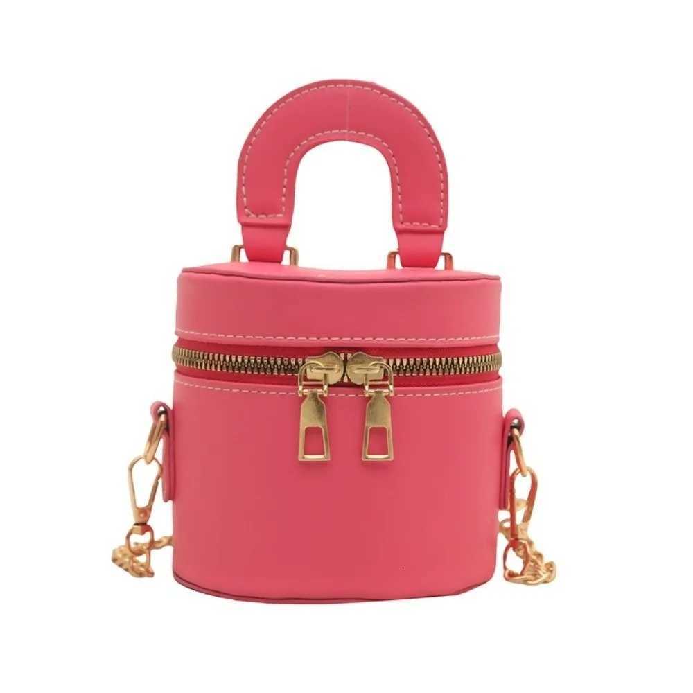 Shoulder Bags Fashion Solid Color Box Crossbody Bag PU Leather Clothes Match Bag Mini Lipstick Bag Metal Chain Shoulder Bag Summer H261016