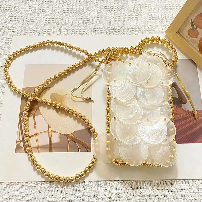 Evening Bags Totes 2025 New Color Hand Woven Shell Bag Fashion Color Women's Handbag Beaded Chain Fish Scale Bag H261016
