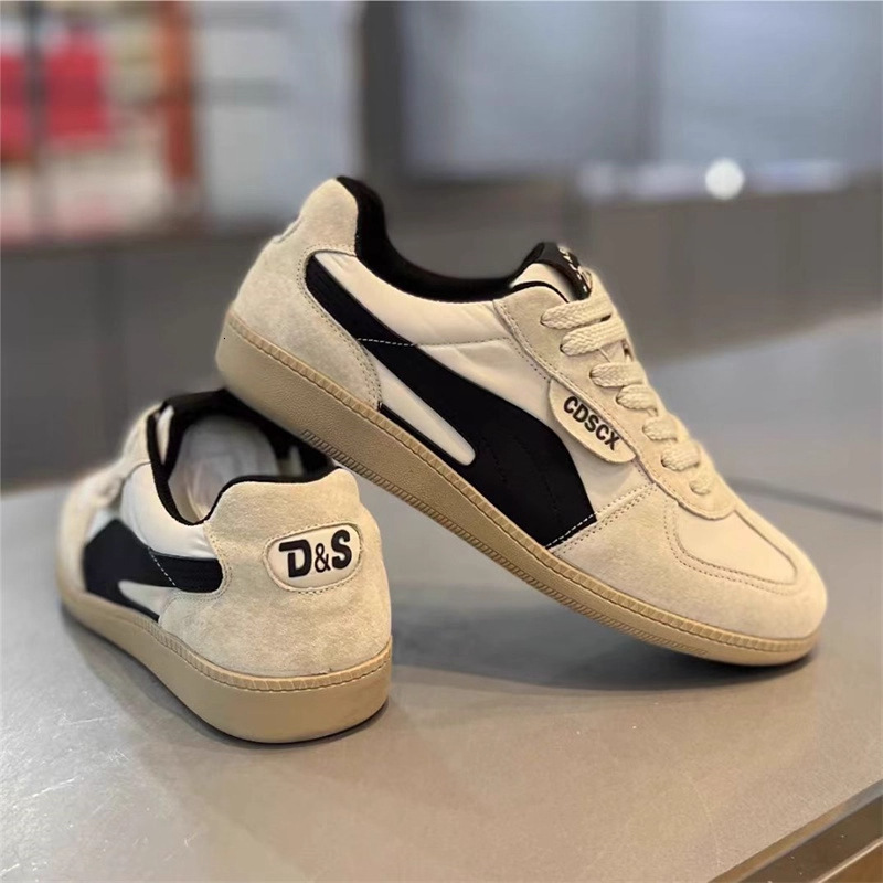 Unisex Forrest Gump German Training Sneakers, 2026 Autumn Winter New Soft Sole Non-slip Casual Shoes, Beige Black Faux Suede Patchwork, Niche Trend