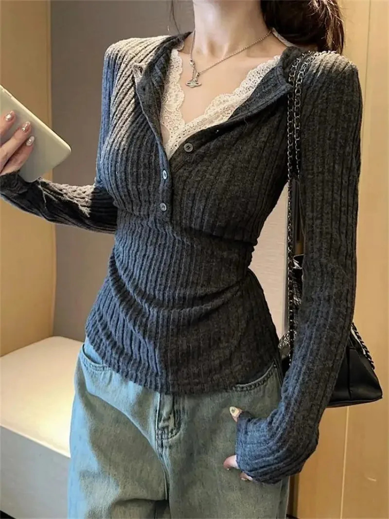 Women's Top Lace Patchwork Long Sleeve T-Shirt Base Shirt Fashion Vintage Two-piece V-neck T-shirt Aesthetic Clothes 261014