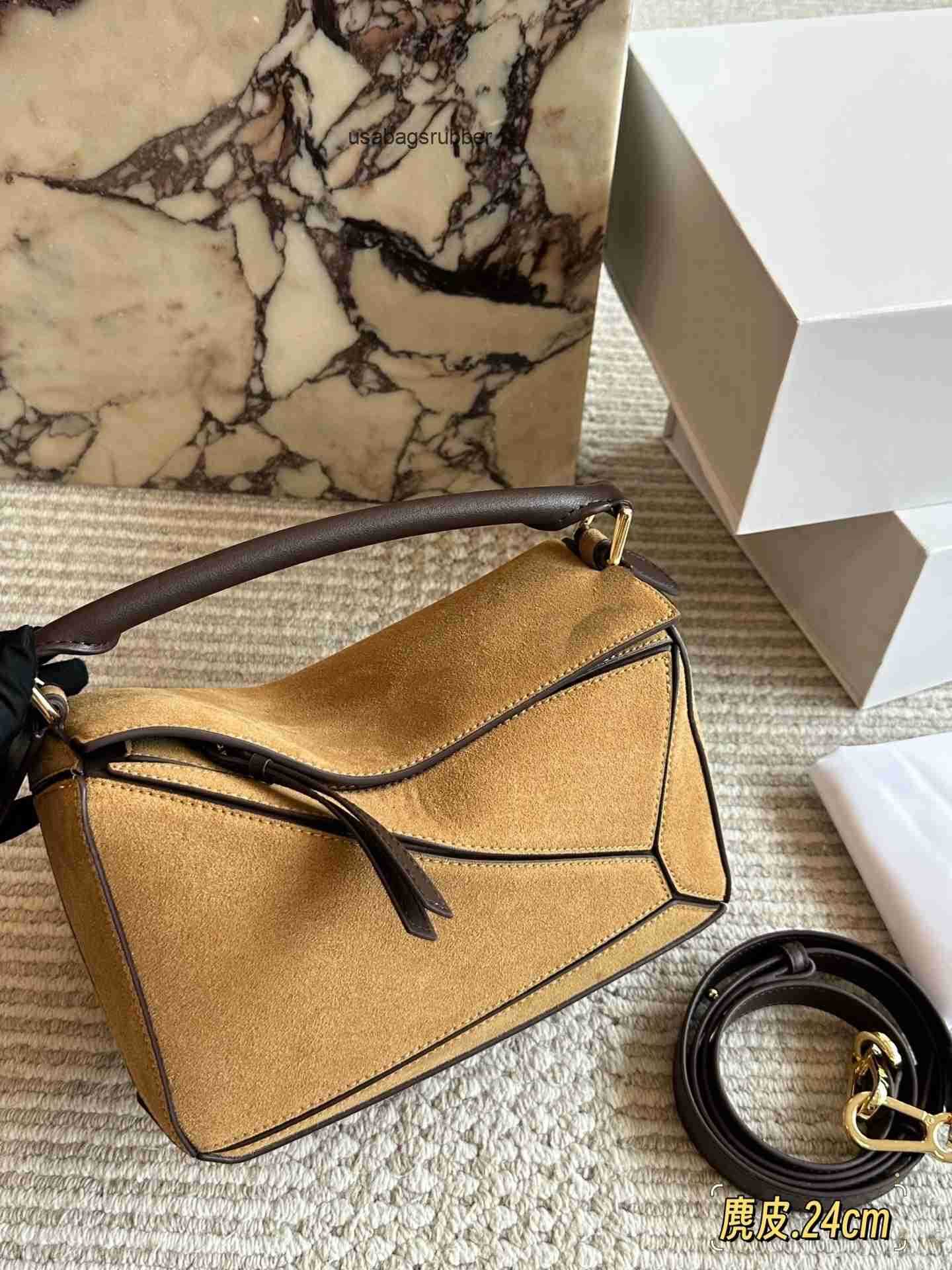 Designer Style Multi Panel Leather Handbag Sleek Shape Shoulder Bag For Casual Leisure