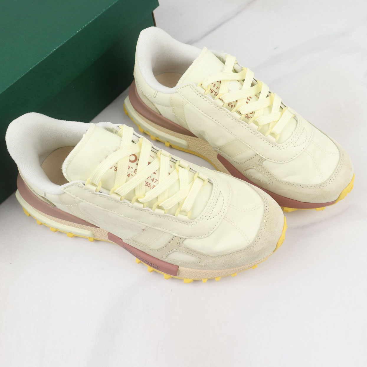 Factory New Design Custom Brand Thick Sole Mesh Breathable Men's Walking Casual Running Sneakers