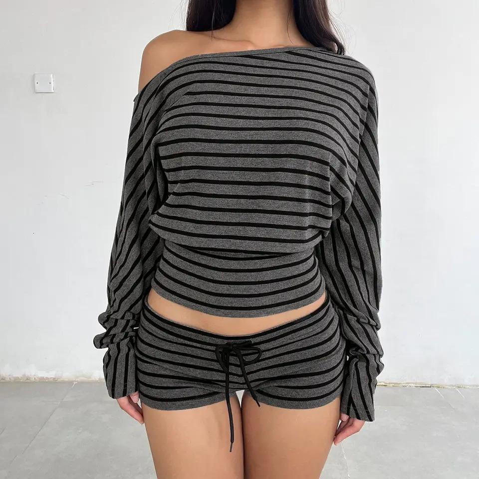 Korean Tees Striped Women Tshirts Long Sleeve Loose Camisetas 2026 Ropa Mujer Sexy Y2k Tops Off Shoulder Fashion Summer T-shirt 261013