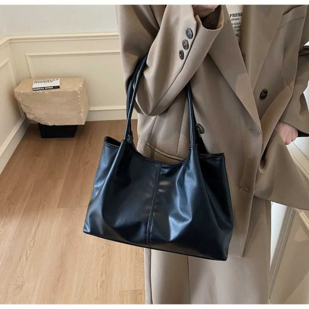 Evening Bags Casual Magnetic Tote Bag PU Leather Solid Color Underarm Bag Large Capacity Women's Handbag H261016