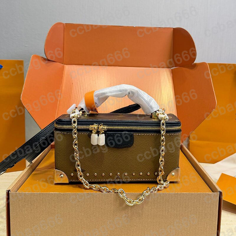 Vintage Designer Vanity Pouch Trunk Makeup Box Bag With Portable Top Handle Clutch Tote Zipper Pouch Card Holder Letter Flower Rivet Crossbody Makeu