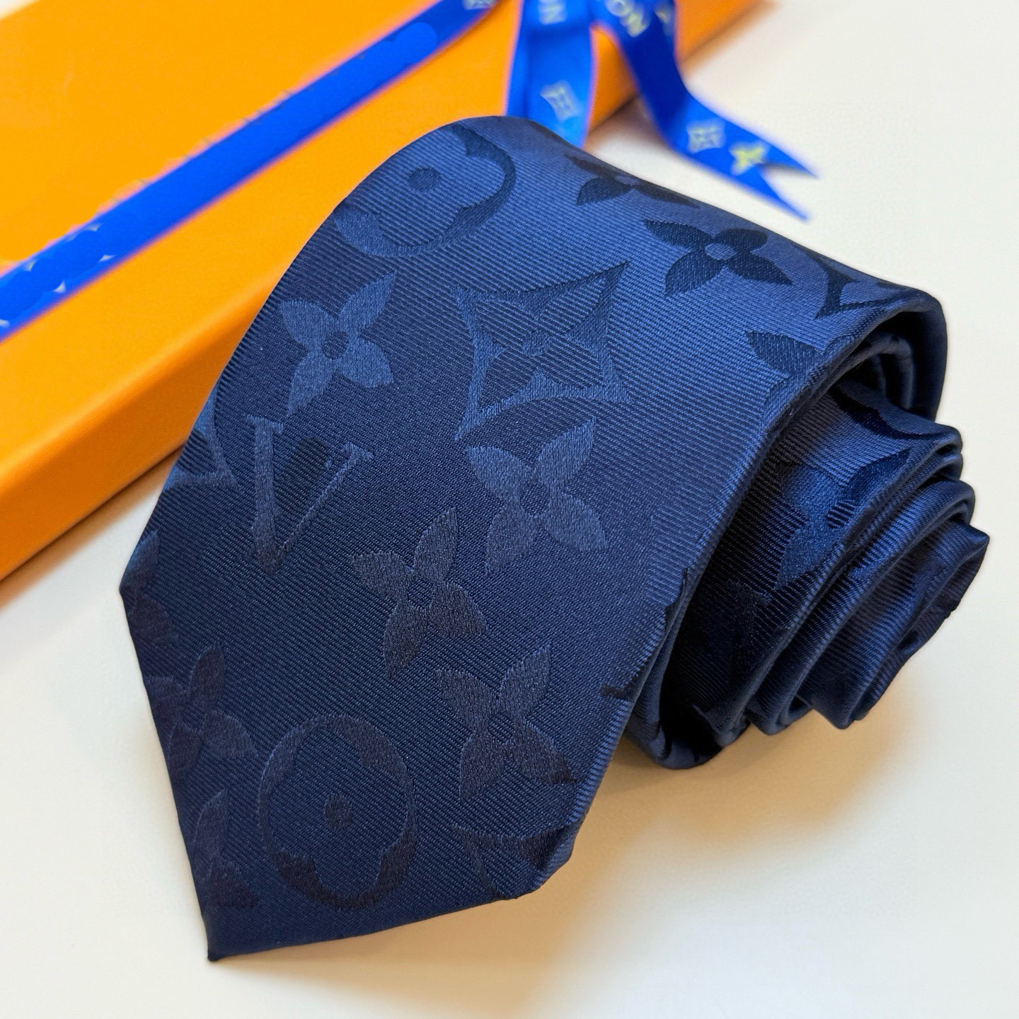 Silk brand ties, luxury ties, new luxurious men's ties, high-end brand ties,business versatile ties, trendy fashion designer handcrafted silk t