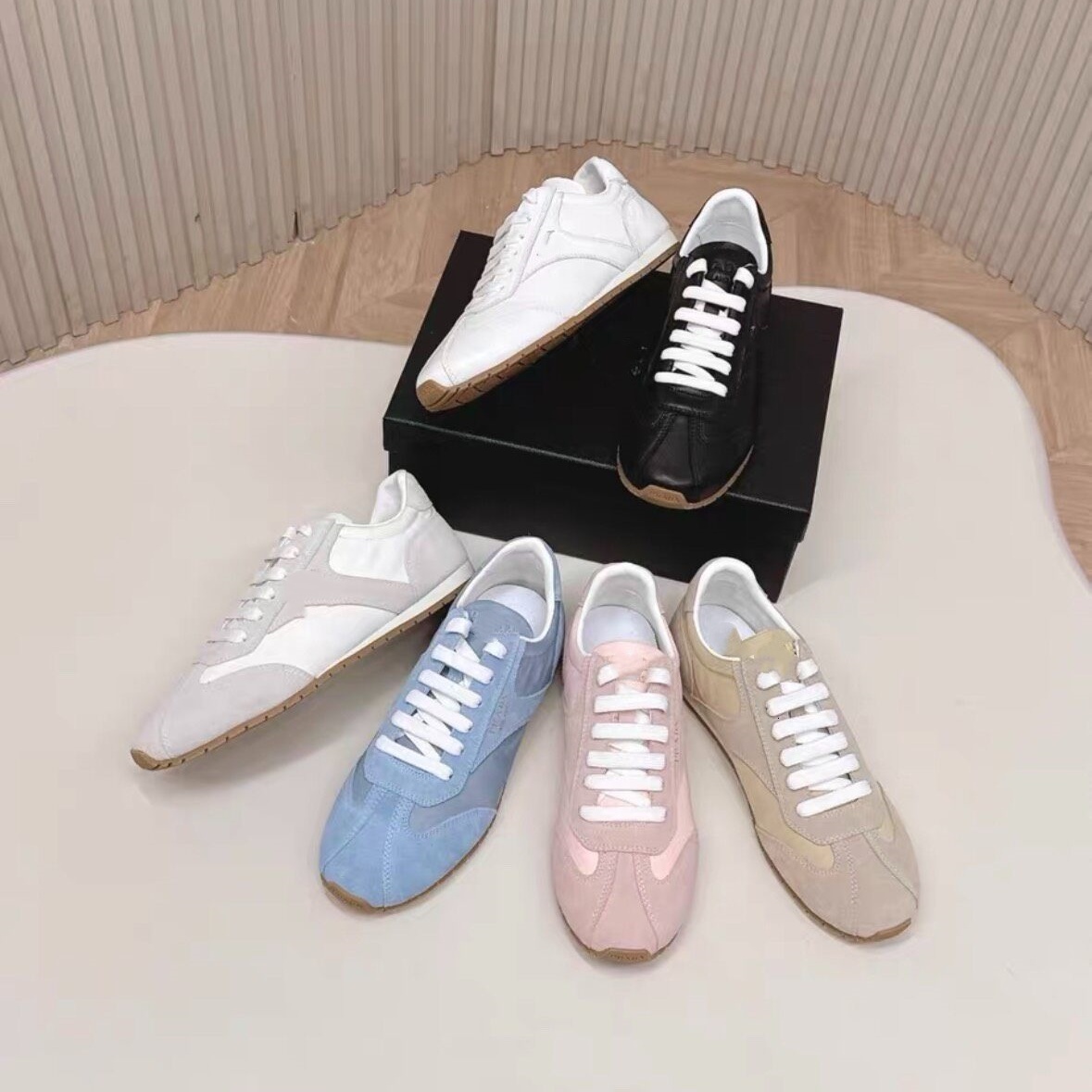 sneaker woman designer retro matte lace round toe luxury comfortable brown casual street vintage modern fashion sport trendy stylish office party gr