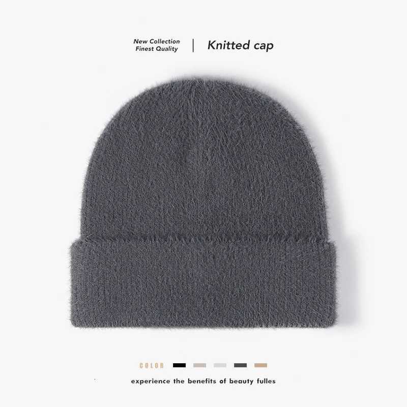 Beanie/Skull Caps Autumn and Winter Thickened Warm Knitted Beanie for Men and Women Suitable for Outdoor Leisure Versatile for Daily CommutingT26101