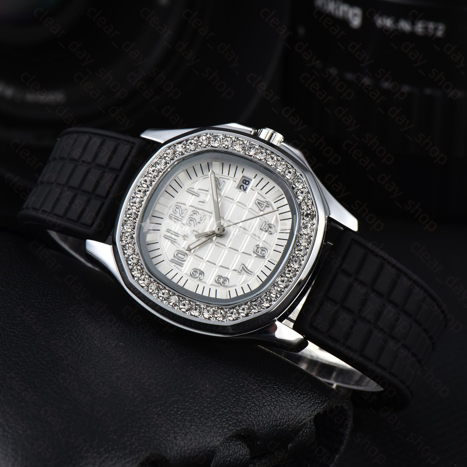 AAA Mens 5740 Nautilius Watch Luxury Patex Phillips Watch Designer Moon Phases Watch Man Pateklies Watch Woman Watch Chronoscope Quartz Automatic Wa