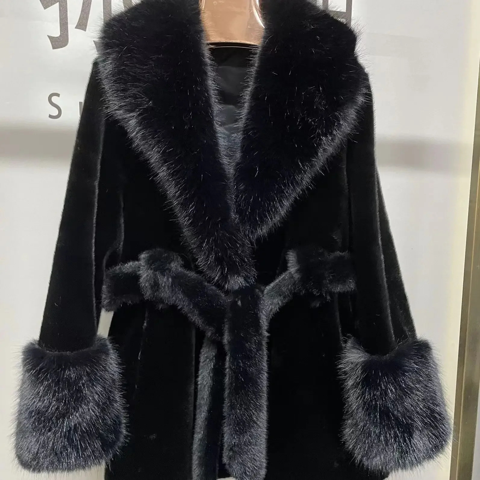 Coats Faux Fox Fur Women Thick Warm Long Coat Turn Down Collar Maxi Warm Jackets Thick Elegant Coat Belt Outerwear Autumn Winter 261015