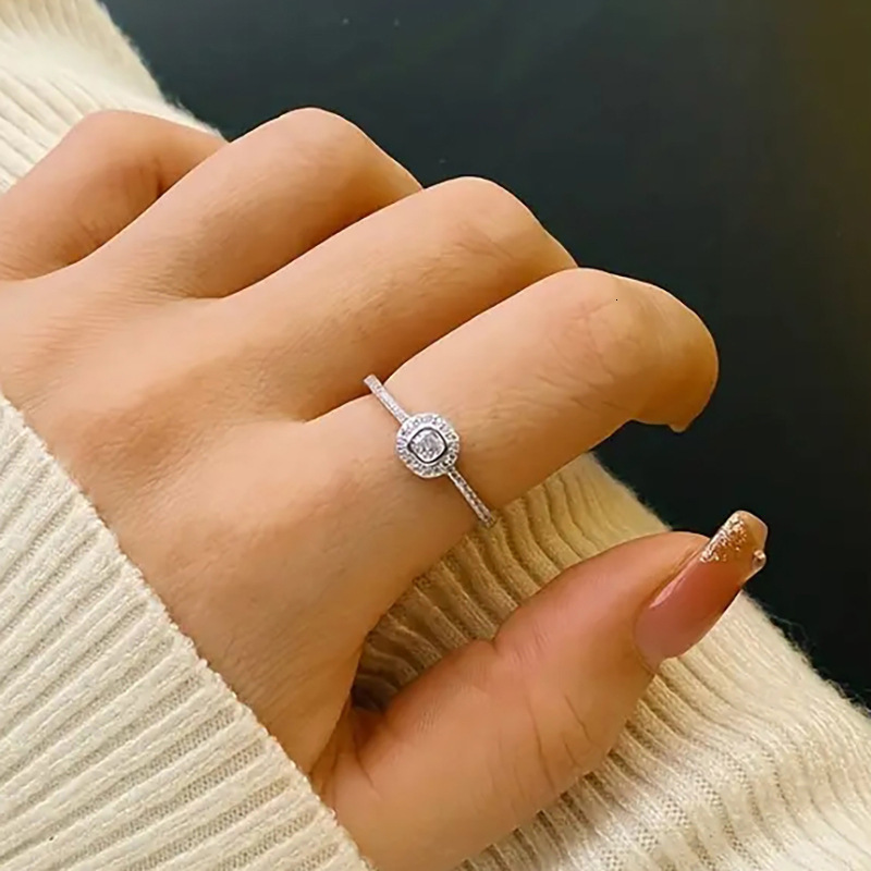 Huitan Korean-Style Cross-Border Wish Ring, A Simple Classic Design, Fashionable Engagement And Wedding Jewelry, Featuring Cubic Zirconia Stones, Fo