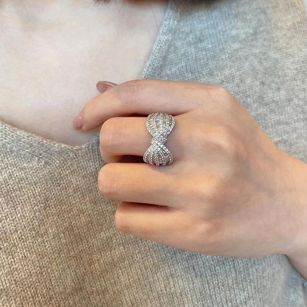 Fashionable Minimalist Ring In Trendy Ins Style, Light Luxury Niche Bow Ring, Micro-Inlaid Zircon Fashion Jewelry Wholesale