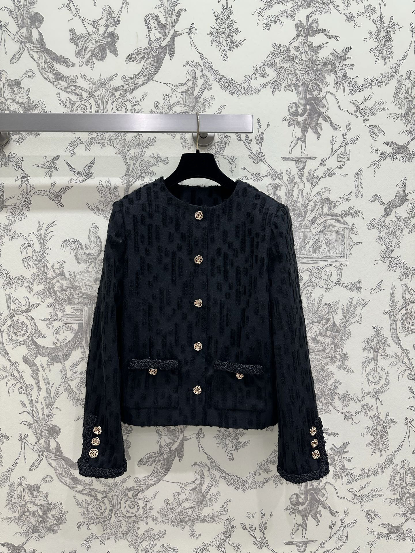 Designer Autumn/Winter New Collection: Chic, Black Tweed Short Jacket For Women, Featuring Vintage Gold Buttons And A Round Neckline cd76