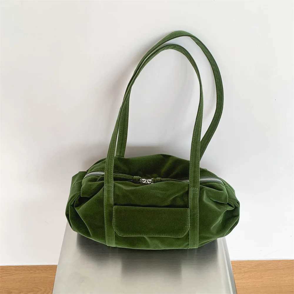 Cross Body NEW Suede Pillow Bag Autumn and Winter New Niche Design Female Velvet Simple Fashion Shoulder Crossbody Bag Women's Bag H261016