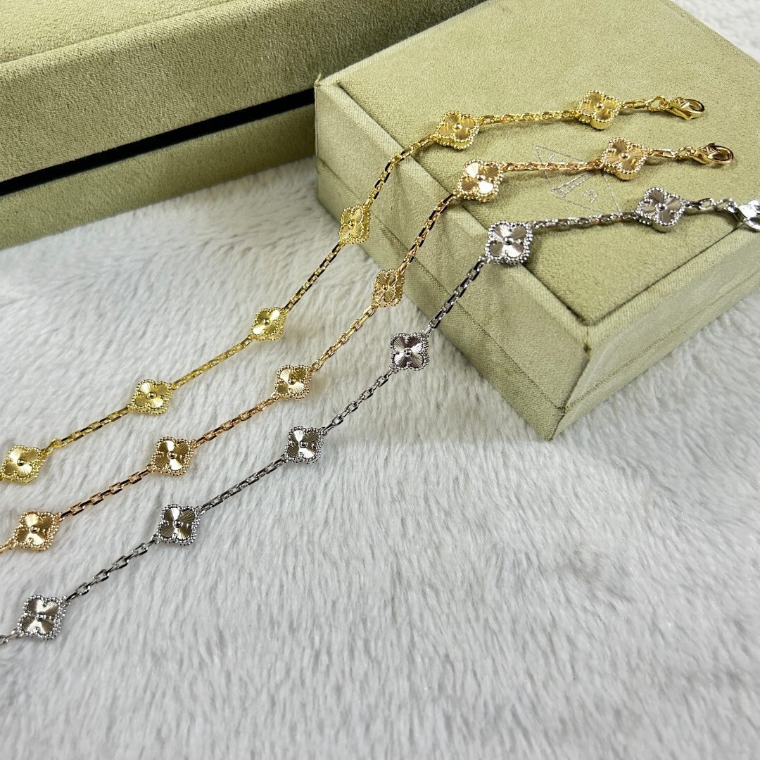 Designer Jewelry Butterfly Clover Bracelet Four-Leaf Clover V Plated Thick Gold Six-Flower Bracelet Birthday Gift For Girlfriend vanlies cleef brace
