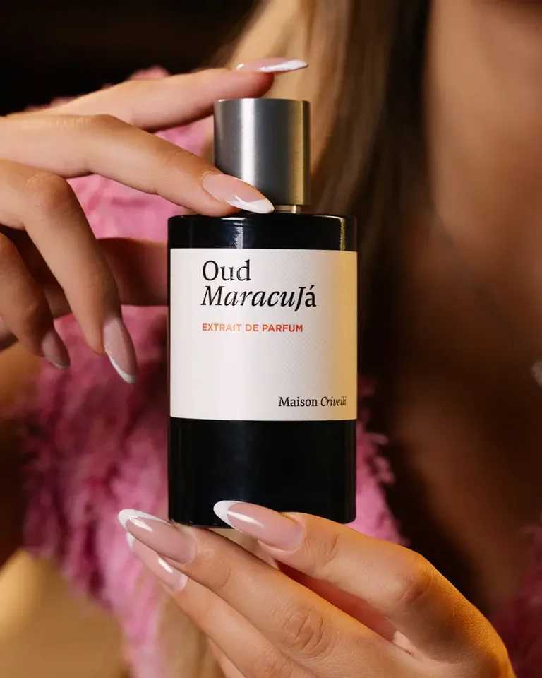 Maison Crivelli Oud Maracuj Extrait De Parfum Unisex Perfume Oud Fruity Tropical Scent 100ml 3.4 Fl oz Long Lasting Fragrance Spray for Men Women M2