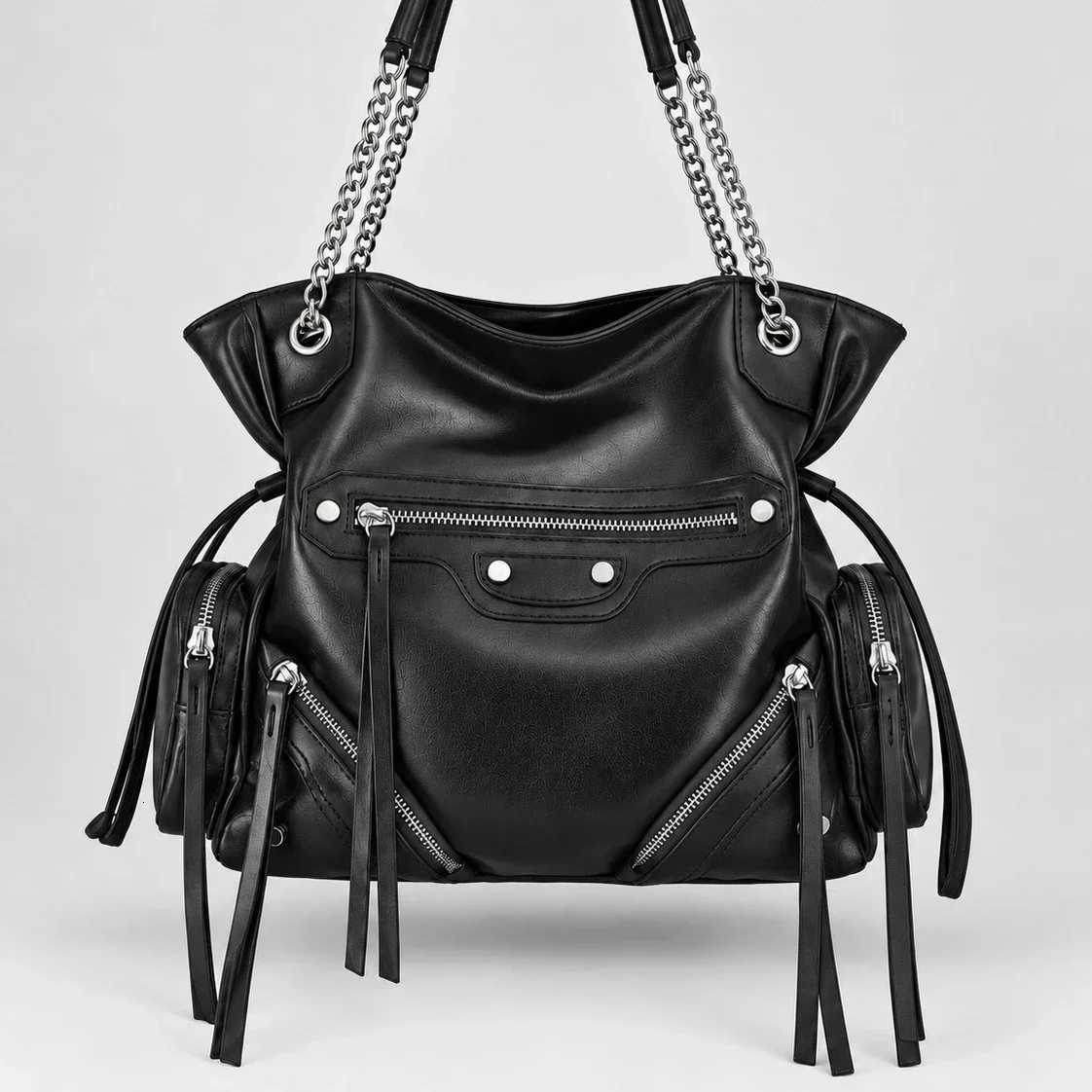 Evening Bags Fashion Locomotive-style Backpack with Chain Strap Single Shoulder Strap Underarm Strap Large Capacity Tote Bag H261016