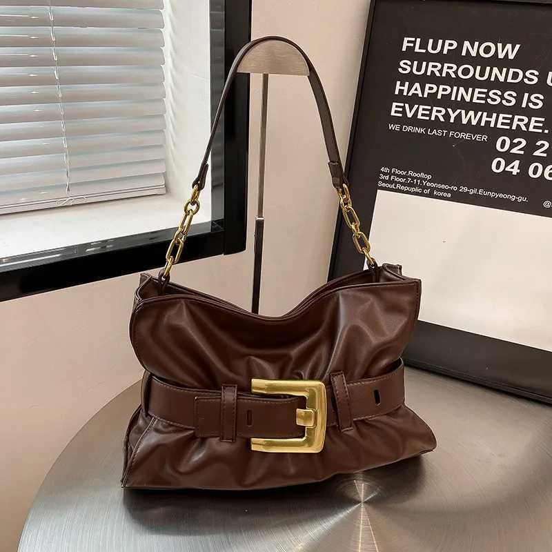 Designer Shoder Totes Vintage Bag Wen Large Capacity Soft PU Leather Hobo Bag Fi Gold Buckle Chain Crossbody Tote Bag for Daily Travel J261016