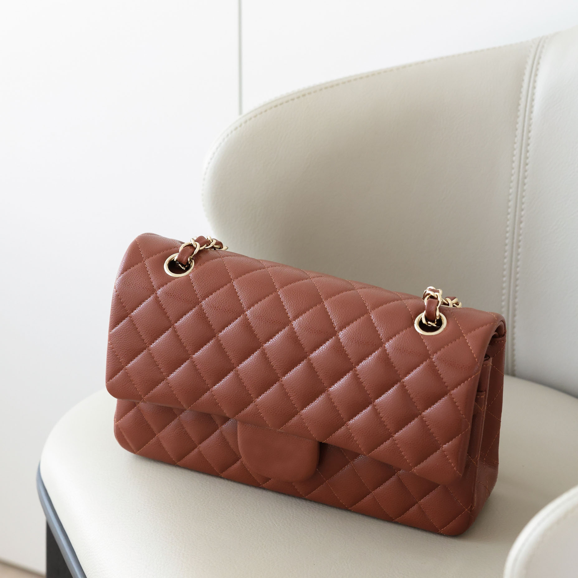 Designer Bag Classic Flap Series Medium Quilted Flap Handbag, Caramel Brown Hass Caviar Leather Purse For Daily Outfit, Work, Party & Shopping