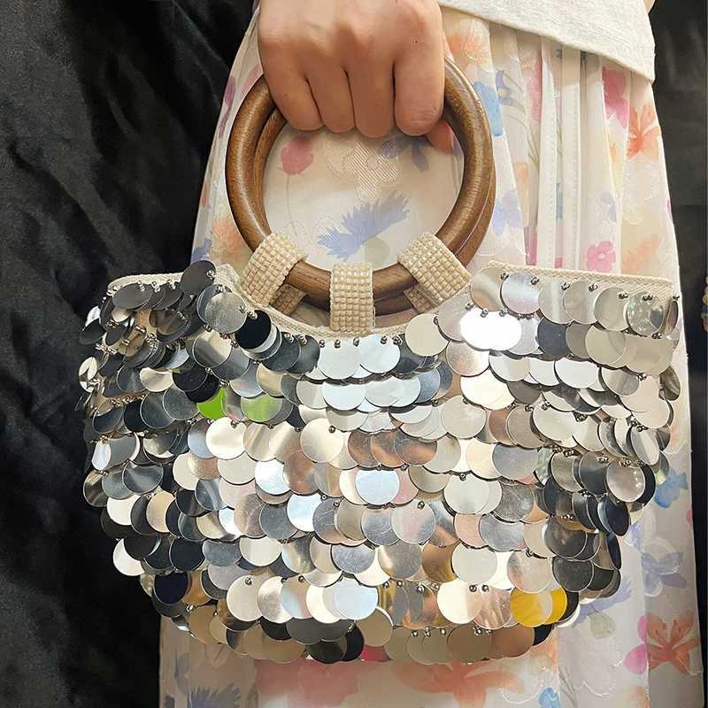 Evening Bags Totes Handmade bead bag for women in summer 2025 new fashionable and style shiny sequin handheld dinner bag H261016