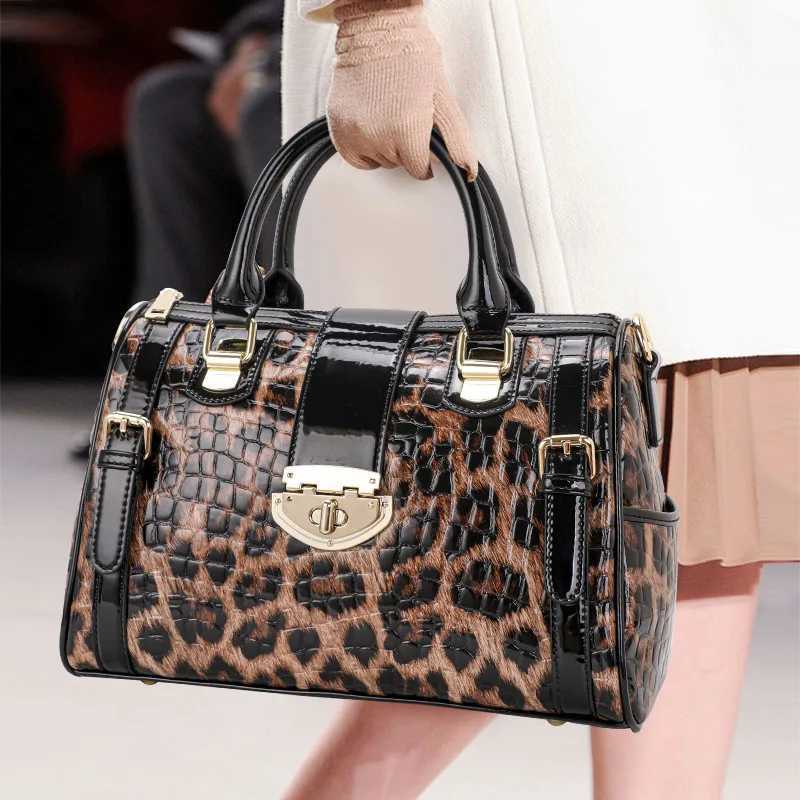 Evening Bags Totes Leopard Print Women's Handbag New 2026 Fashionable and Elegant Ladies Bag Cow Leather Shoulder Bag Large Capacity Genuine H2