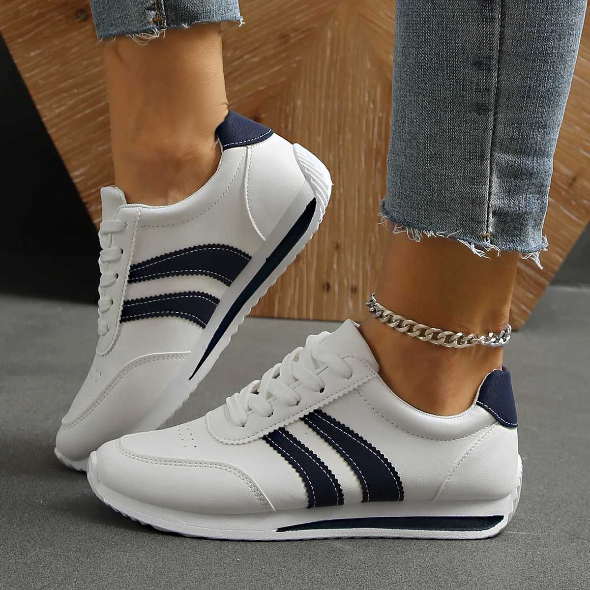 Casual Shoes Women's Casual Lightweight Breathable Sport Shoes 2025 Spring Autumn New All-match Running Sneakers Zapatos De Mujer Tenis Jeans H