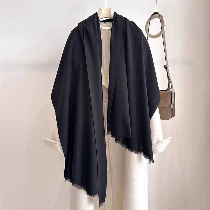 Luxury Winter Cashmere Scarf Women Solid Handkerchief Warm Pashmina Female Shawl Tassel Wrap Soft Pareo Bufanda Scarves Stole S2610178QVD