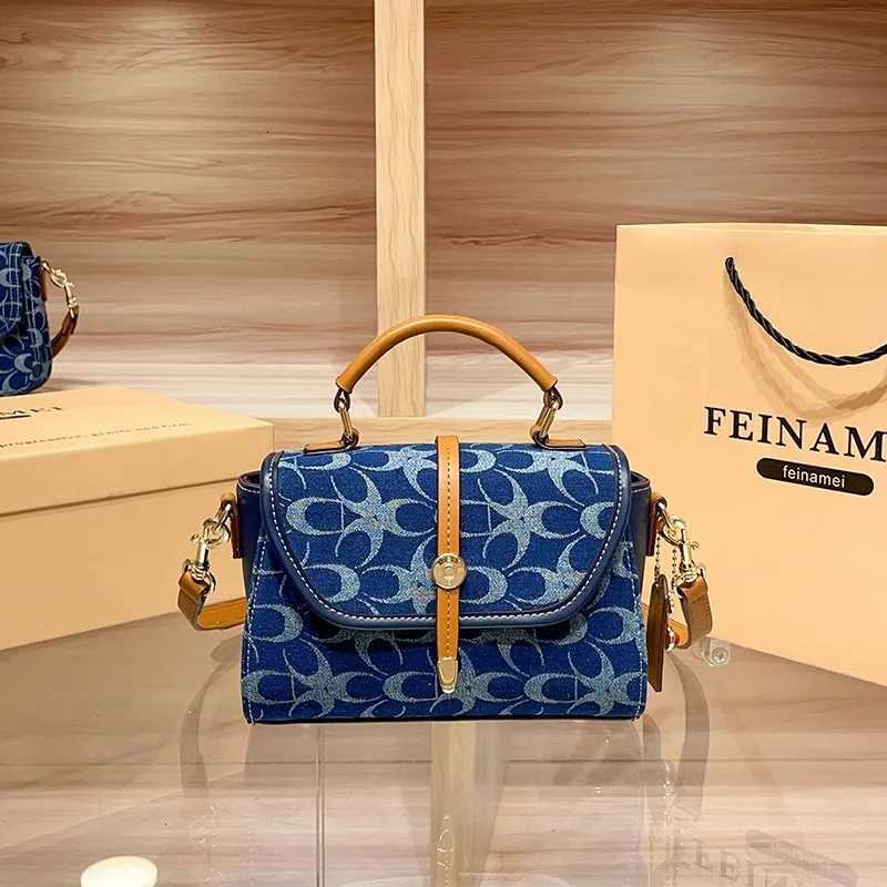 Evening Bags Totes Women's Bag Light Denim Handbag 2025 New Designer Sense Single Shoulder Crossbody Bag H261016