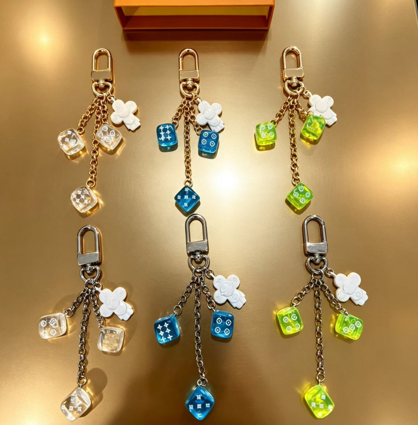 Luxury Dice Bag Charm Keychain Resin Dice & Flower Pendant Key Ring Metal Chain Handbag Decoration Accessories for Women Gift