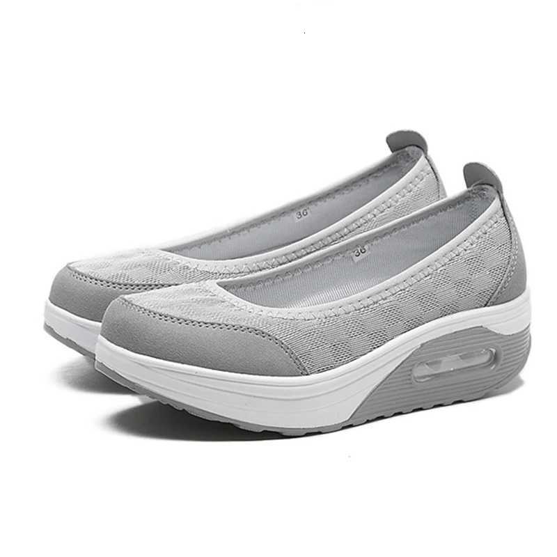 Casual Shoes Women Platform Sneakers 2021 New Fashion Womens Casual Office Shoes Wedges Swing Shoes Thick Sole Big Size 42 Nurse Work Shoes H261016