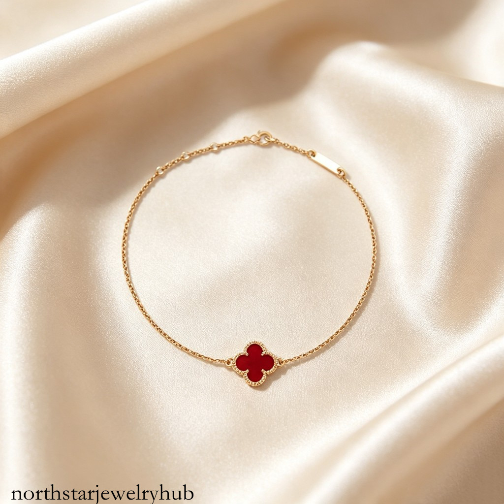 Designer Jewelry vanly Exquisitely crafted mini four-leaf clover single-flower bracelet, a delicate and elegant fashion accessory for women