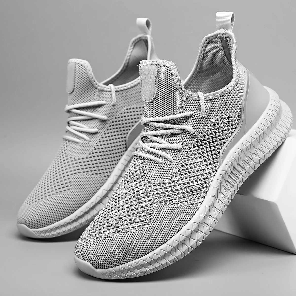 Casual Shoes MAEDEF 2024 Walking Sports Shoes High Quality Outdoor Tennis Trainer Shoe Lightweight Comfortable Breathable Men Casual Sneakers H26101