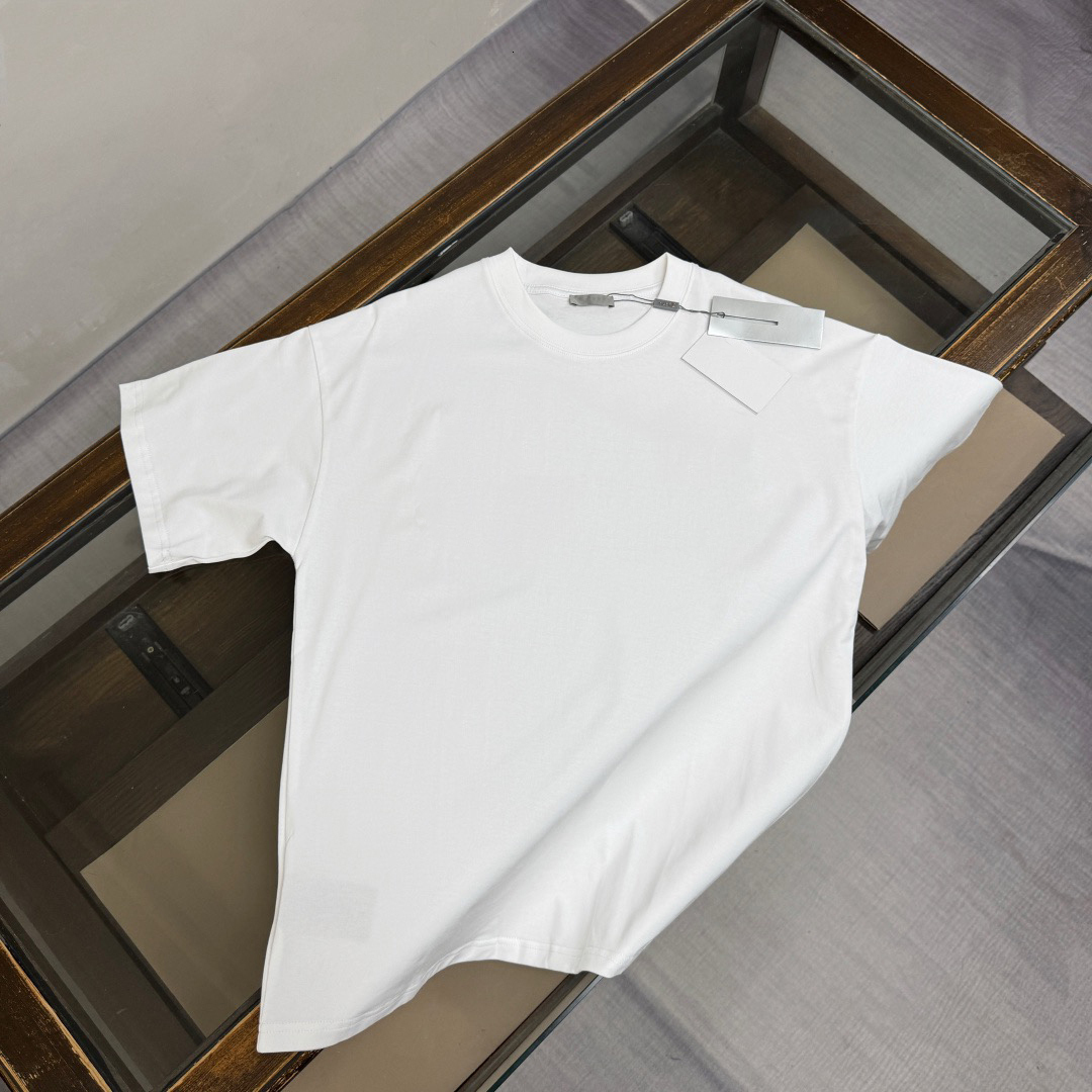 Men T-Shirt 2026 Mens Designer Shirt Shirts For Men Graphic Tee T Shirt Short short sleeve Sleeve Breathable 100% Cotton Loose Fitting Black Red Jum
