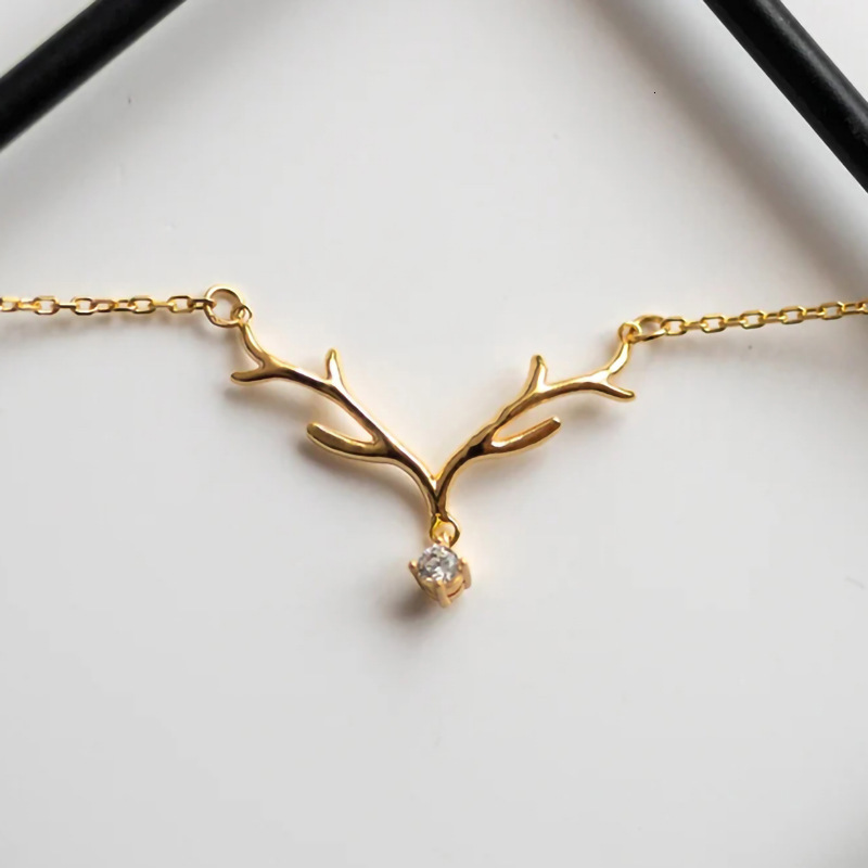 Huitan Simple Large Antler Pendant Inlaid With Zircon, Fashionable Women's Jewelry, Classic Christmas Holiday Necklace